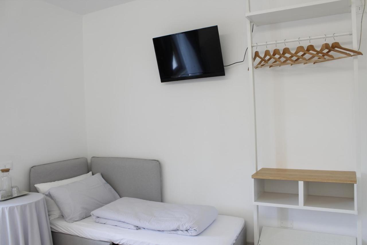 B&B Casa Gori Madice Exteriör bild